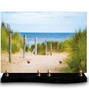 Plaque funéraire personnalisée avec photo d'un chemin de sable et de piquets de bois à travers les dunes menant à l'océan. Hommage à l'amour de la mer, de la côte et des voyages.