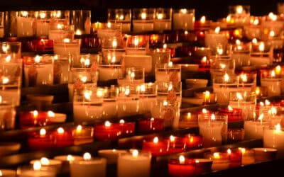 L&rsquo;Importance Cruciale de la Symbolique dans le Choix des Plaques Funéraires