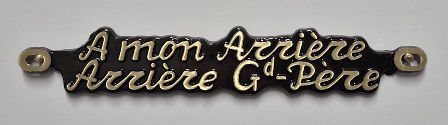 Personnalisation des Plaques Funéraires : Idées pour Marquer un Hommage Unique